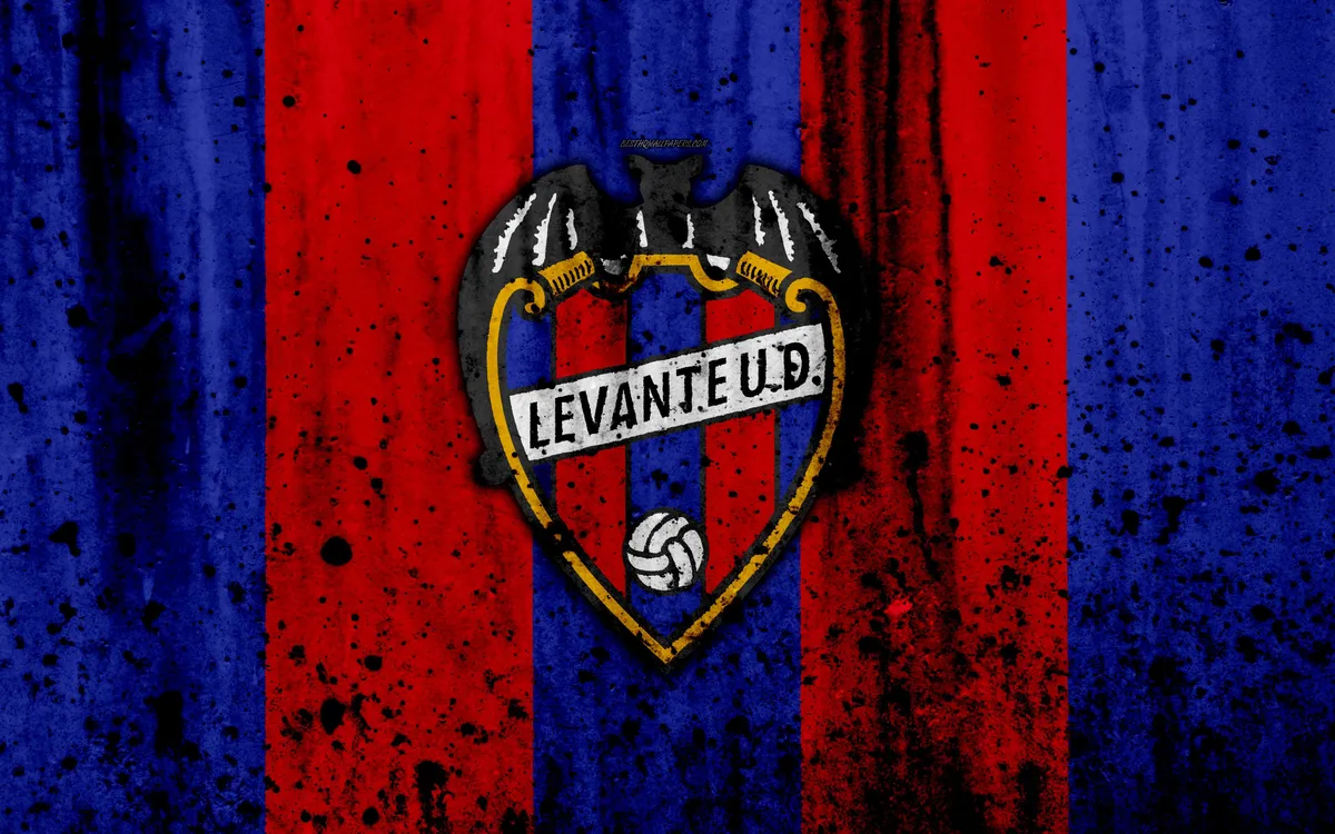 Levante provoca polemiche al Concertone del Primo Maggio
